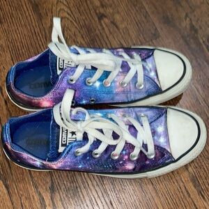 Galaxy Satin Converse Like New • No snags/rips/creases • only worn a few times !